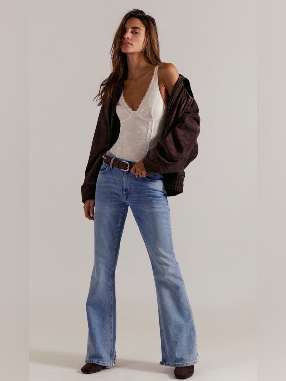 We The Free West Coast Relaxed Flare Jeans Size 27 NWOT Low Rise